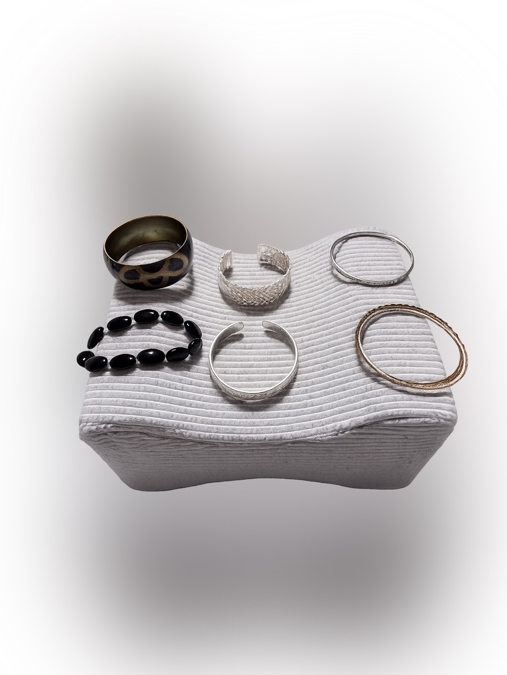 7-Piece Mixed Metal Bangle & Bracelet Bundle